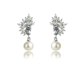 OCEANS HAMILTON FRESHWATER PEARL EARRINGS SILVER