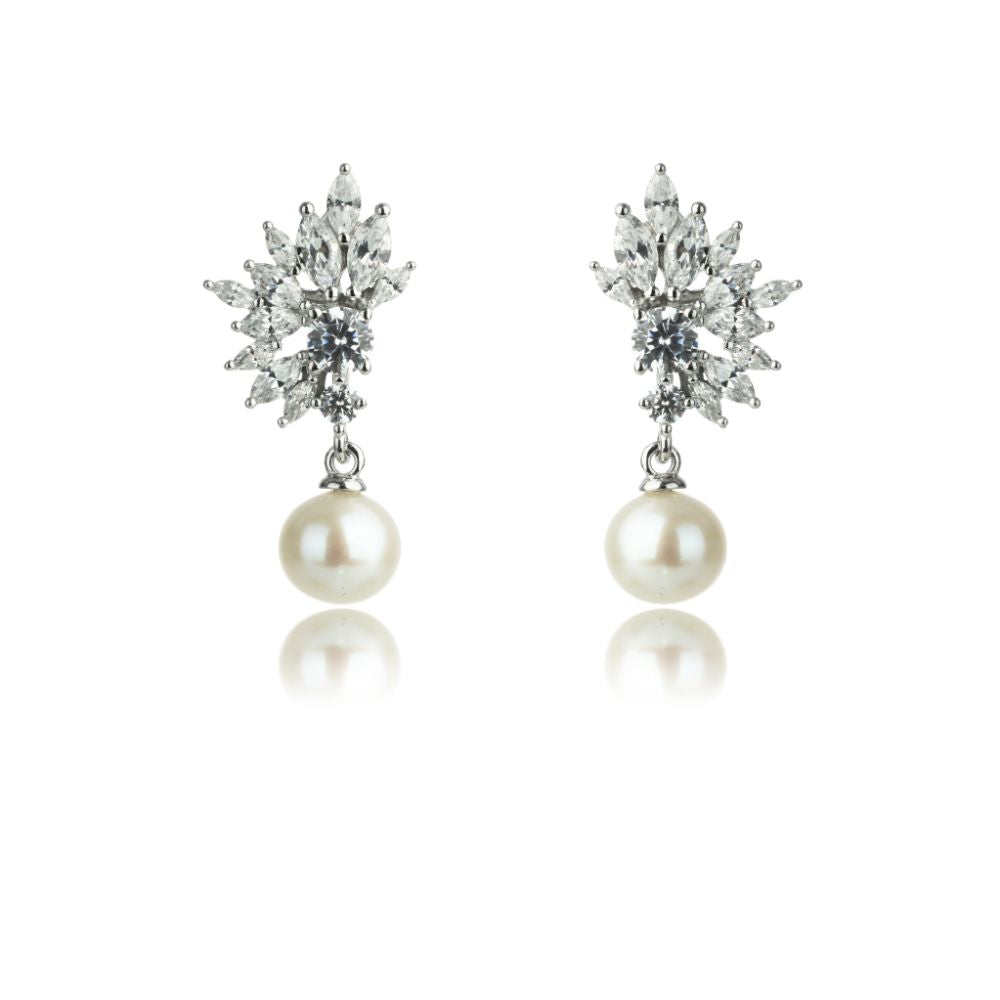 OCEANS HAMILTON FRESHWATER PEARL EARRINGS SILVER